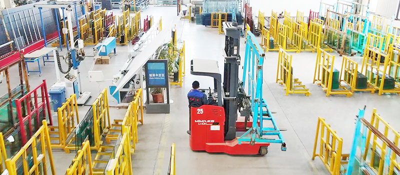 MiMA米瑪MQ2575全向電動(dòng)叉車.jpg MiMA米瑪MQ2575全向電動(dòng)叉車.jpg