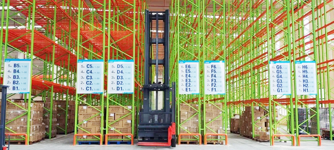 米瑪MiMA三向電動(dòng)叉車(chē).jpg 米瑪MiMA三向電動(dòng)叉車(chē).jpg